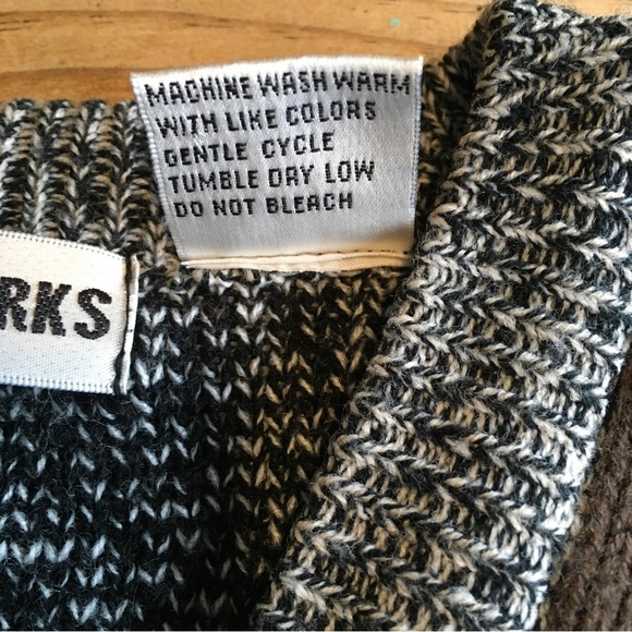 Sale🌟VTG URBAN WORKS Sweater - Picture 9 of 15